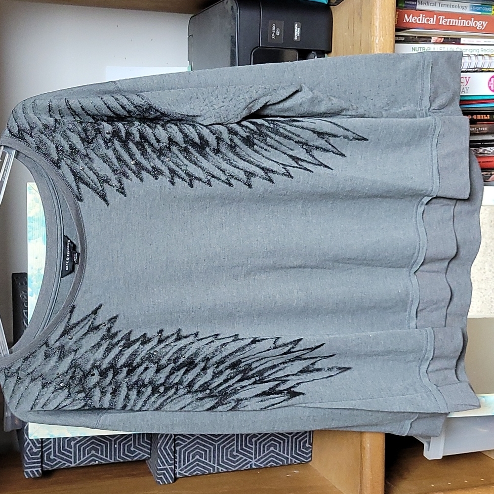Gray oversized sweatshirt